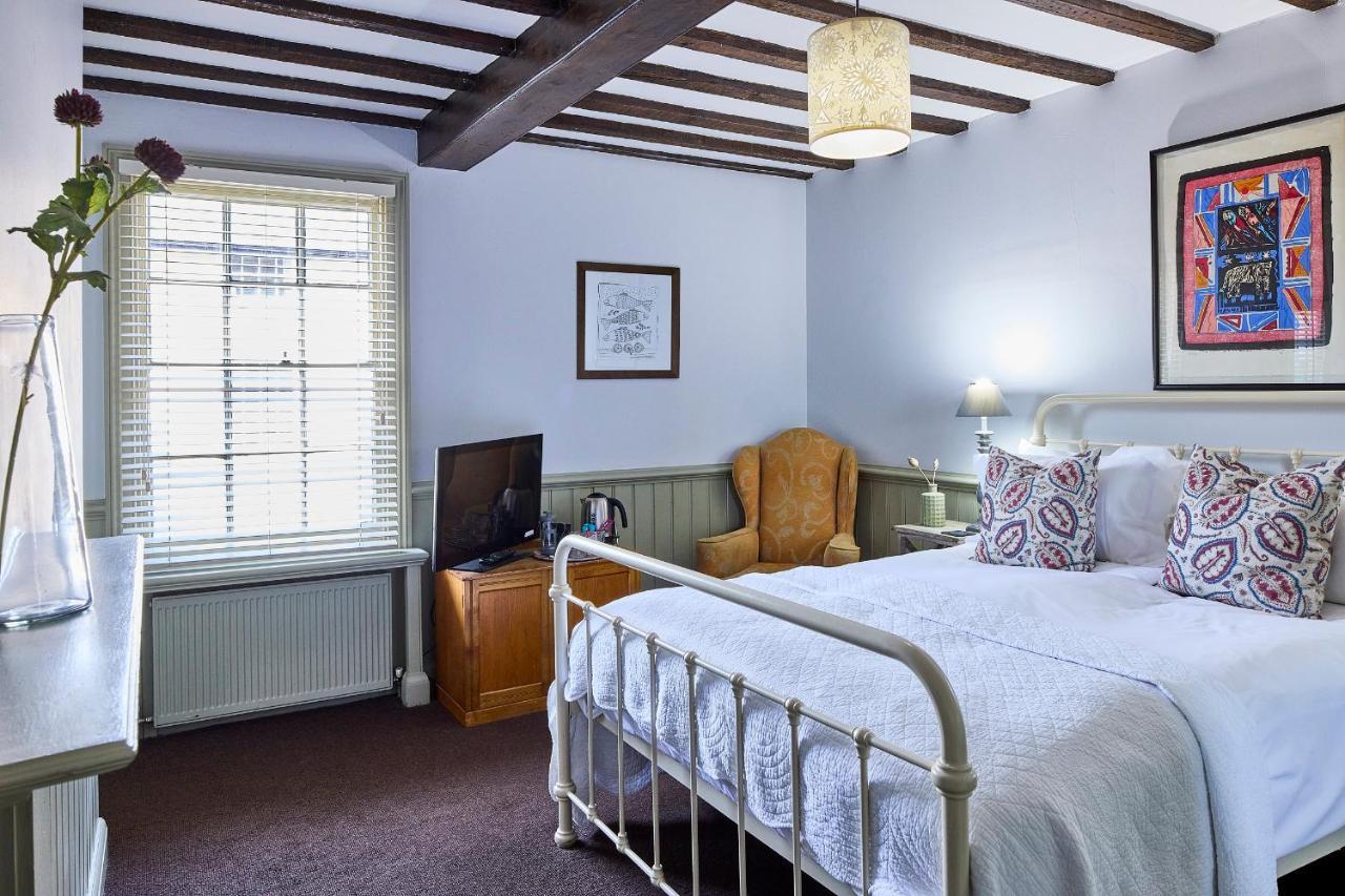 The Mistley Thorn Hotell Exteriör bild