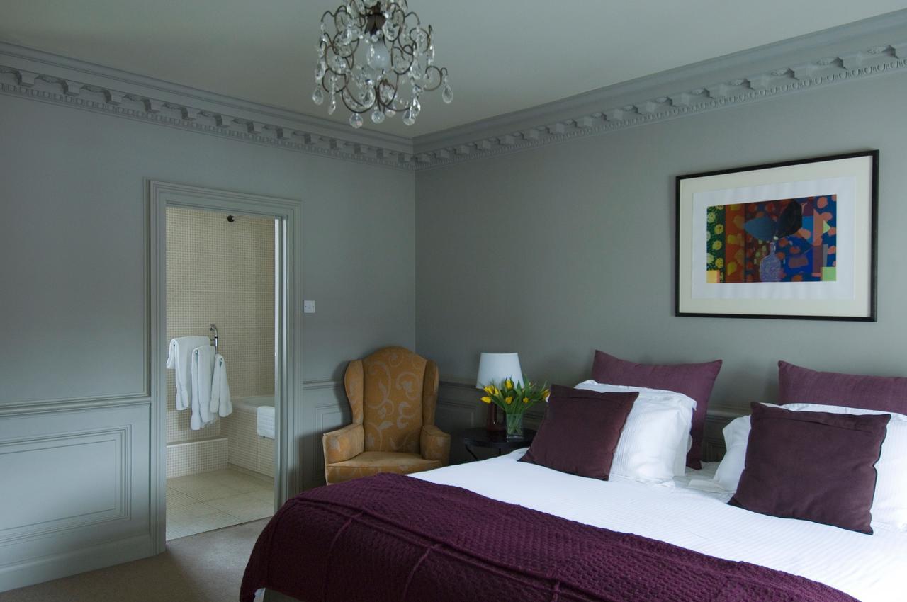 The Mistley Thorn Hotell Exteriör bild
